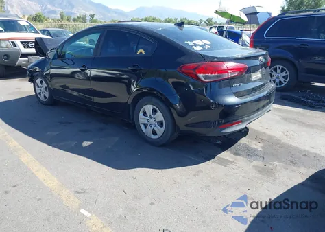 2017 Kia Forte Lx из США, поврежденный, VIN 3KPFL4A75HE040842